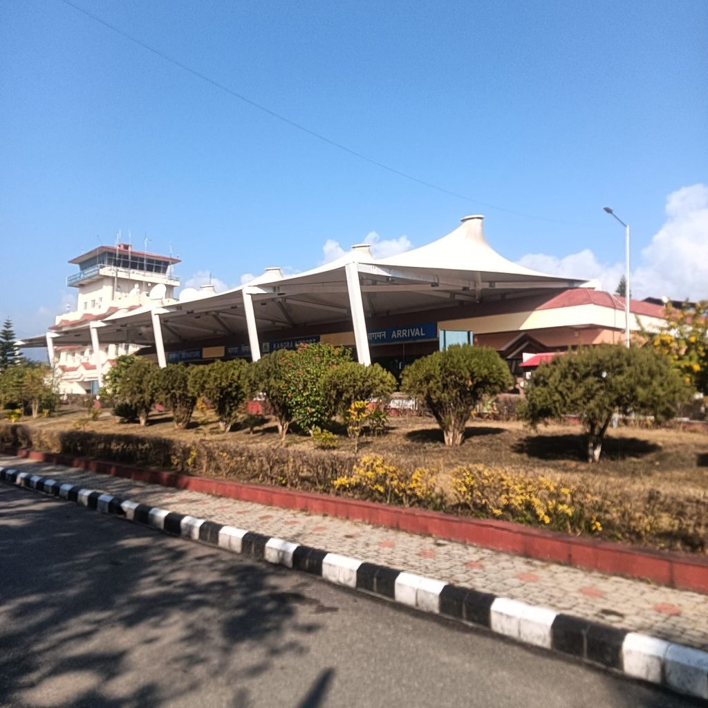 Gaggal Airport Taxi Service